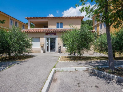 French property for sale in Le Tholonet, Bouches-du-Rhône - €40,000 - photo 6
