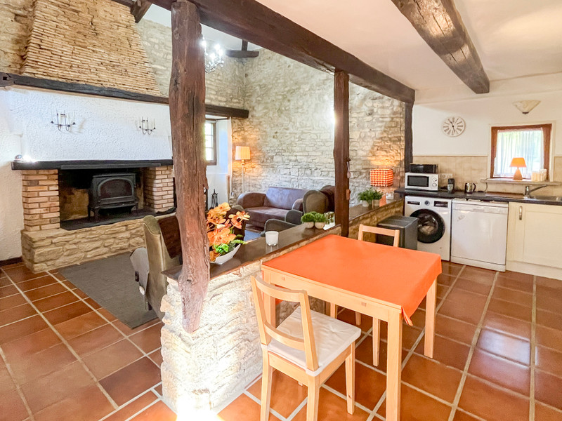 French property for sale in Chatain, Vienne - €149,950 - photo 5