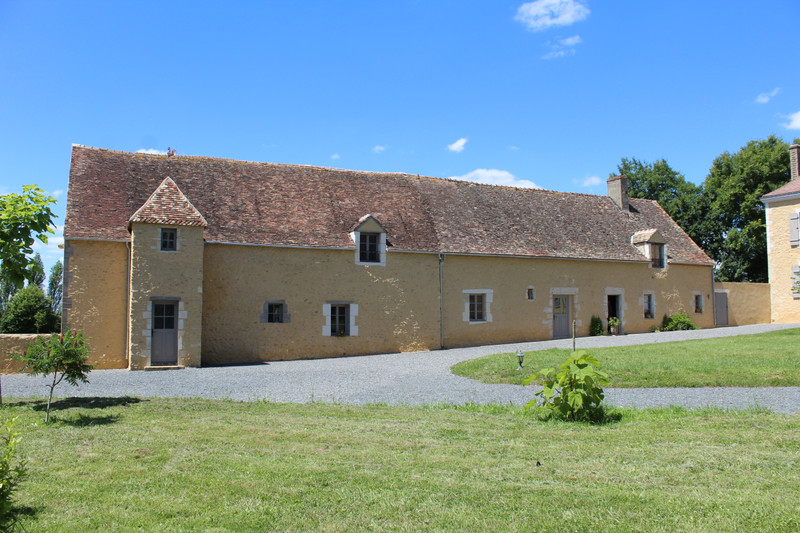 French property for sale in Saint-Cosme-en-Vairais, Sarthe - &#8364;840,000 - photo 9