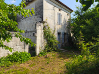 Maison à vendre à La Rochebeaucourt-et-Argentine, Dordogne - 49.600 € - photo 2