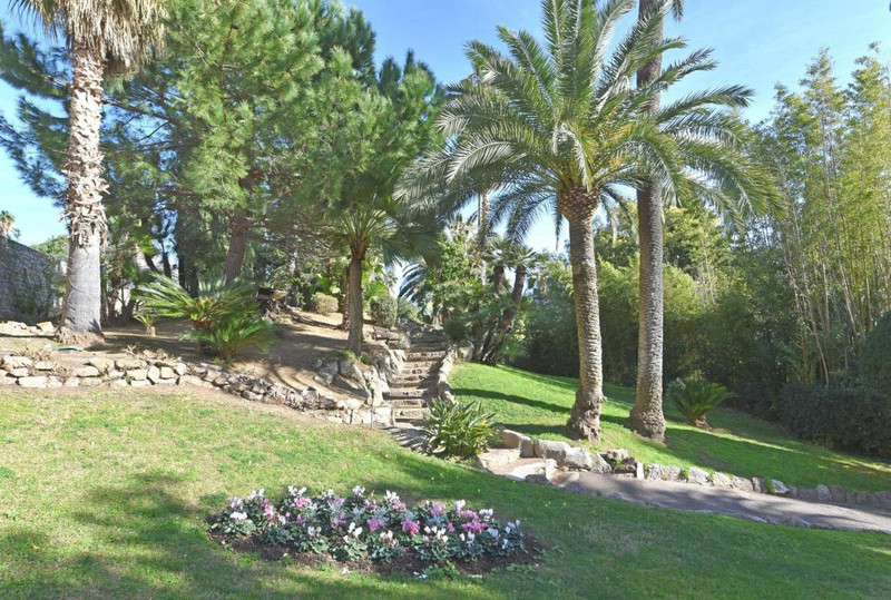 French property for sale in Cannes, Alpes-Maritimes - €1,180,000 - photo 10