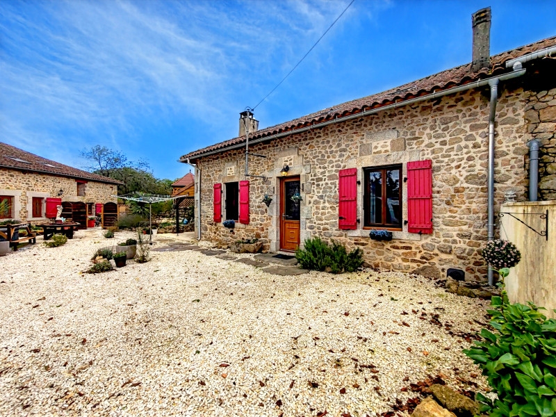 Propriété à vendre à Champniers-et-Reilhac, Dordogne - 339 200 €