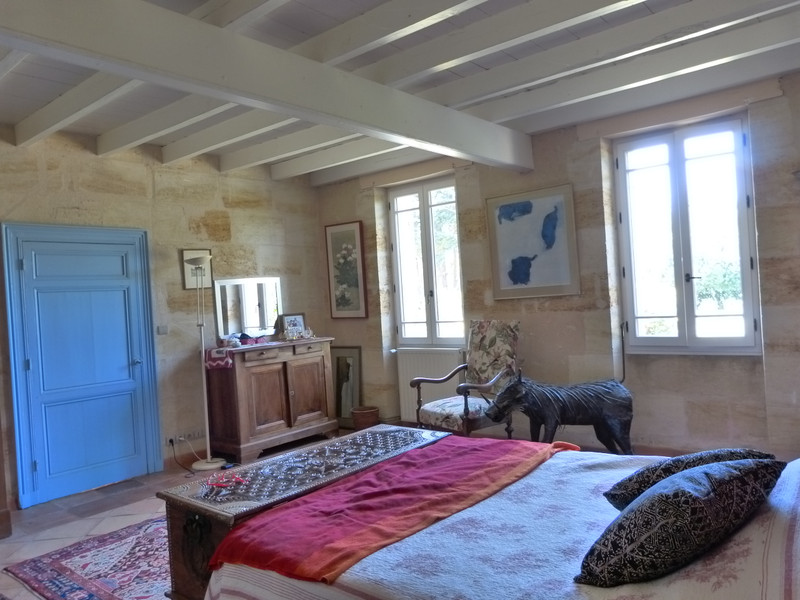 French property for sale in Pujols, Gironde - photo 8