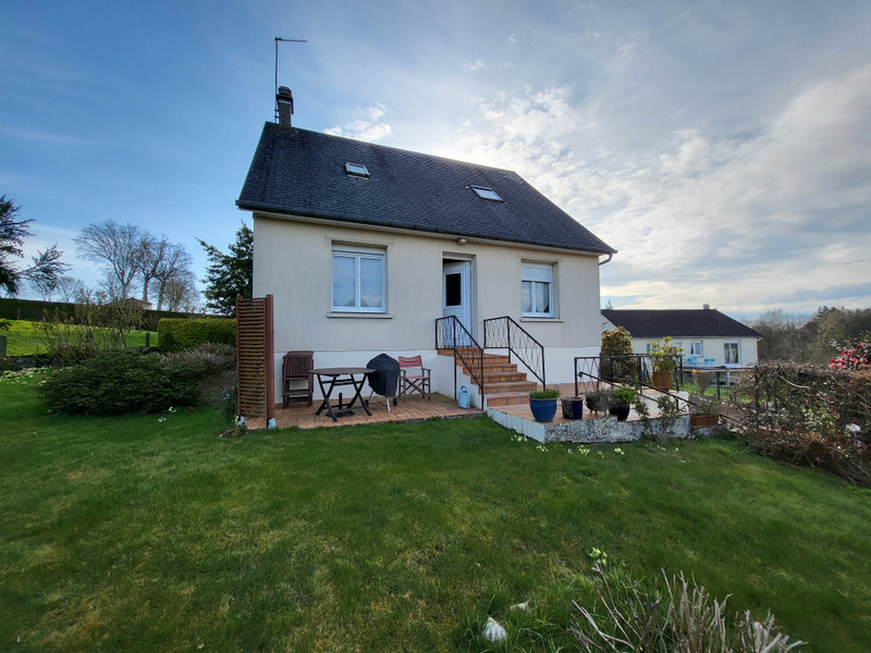 Maison à vendre à Sourdeval, Manche - 137.000 € - photo 1