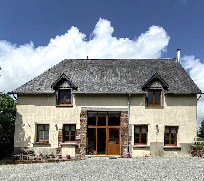 Propriété à vendre à Gavray, Manche - 339 200 €