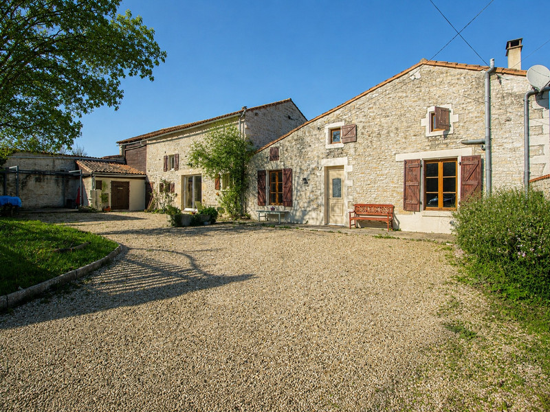 French property for sale in Ranville-Breuillaud, Charente - €220,000 - photo 0