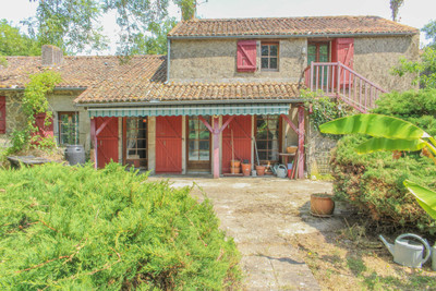 French property for sale in Boussais, Deux-Sèvres - €299,000 - photo 1