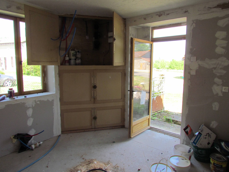 French property for sale in Mauprévoir, Vienne - &#8364;45,000 - photo 2