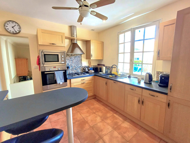 French property for sale in Saint-Geniès-de-Fontedit, Hérault - €349,000 - photo 5