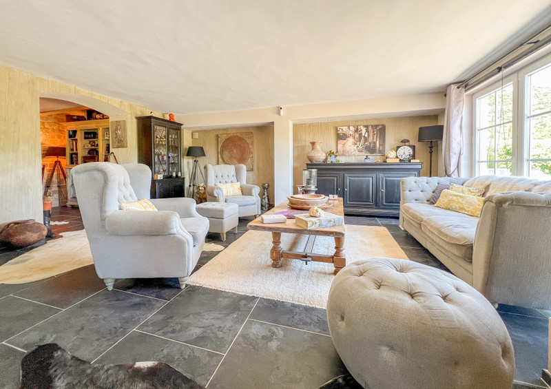 French property for sale in Saint-Brès, Gard - €649,000 - photo 6