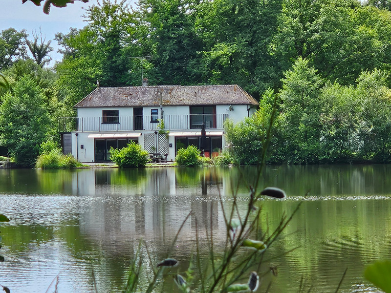 Lacs à vendre à La Chaux, Orne - 692.000 € - photo 1
