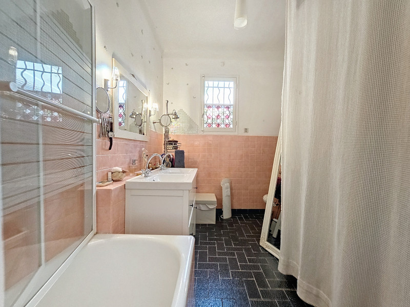 French property for sale in Avignon, Vaucluse - €250,000 - photo 6