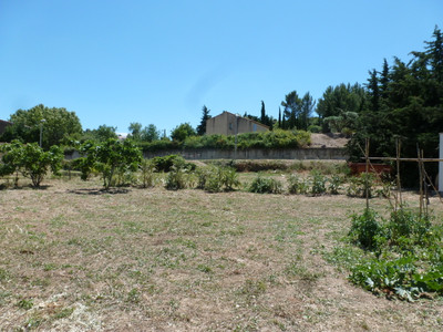 Terrain à vendre à Aigues-Vives, Hérault, Languedoc-Roussillon, avec Leggett Immobilier