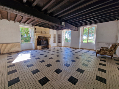 French property for sale in Saint-André-de-Cubzac, Gironde - €499,000 - photo 4