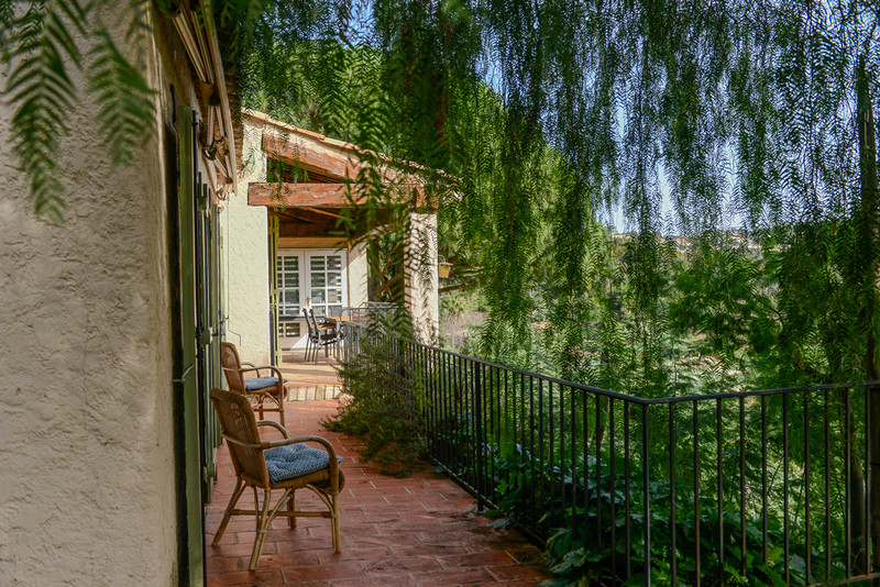 French property for sale in Cavalaire-sur-Mer, Var - €845,000 - photo 4