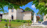 Guest house / gite for sale in Saint-Martin-de-Coux Charente-Maritime Poitou_Charentes