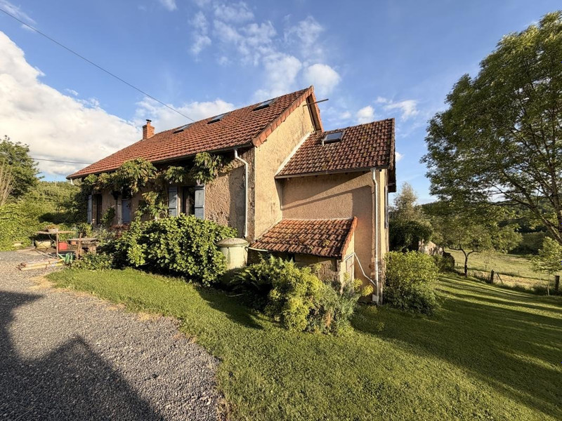 French property for sale in Montmort, Saône-et-Loire - €259,000 - photo 1