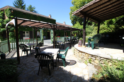 French property for sale in Montferrand-du-Périgord, Dordogne - €600,000 - photo 2
