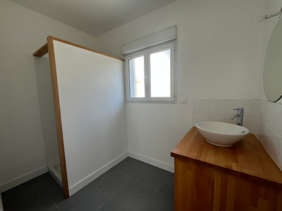 French property for sale in La Rochelle, Charente-Maritime - €547,000 - photo 7
