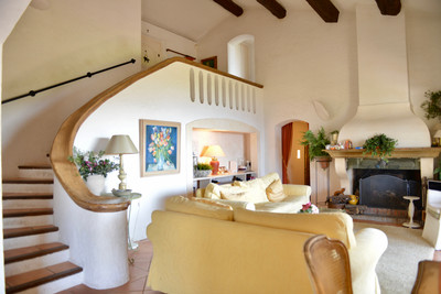 French property for sale in Le Lavandou, Var - €3,000,000 - photo 4