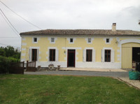 Maison à vendre à Soubran, Charente-Maritime - 299 600 € - photo 1