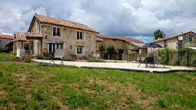 Maison à vendre à Eymouthiers, Charente, Poitou-Charentes, avec Leggett Immobilier
