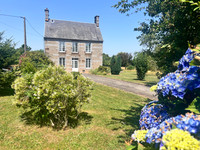 Propriété à vendre à Tinchebray-Bocage, Orne - 215 500 € - photo n°1