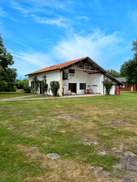 French property for sale in Bazas, Gironde - €266,000 - photo 1