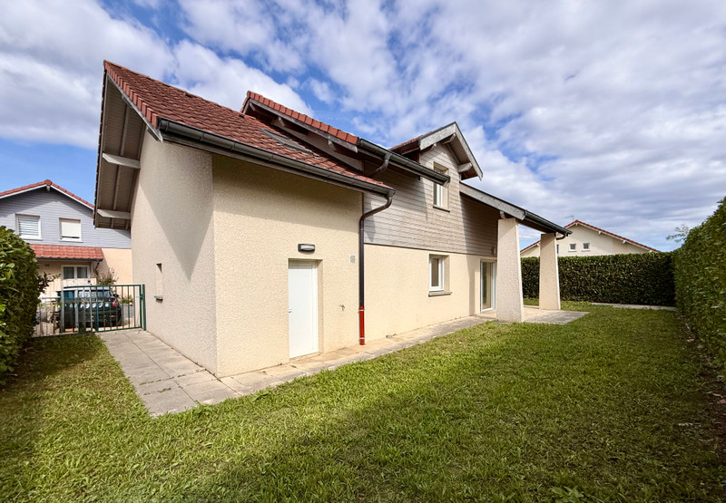 French property for sale in Douvaine, Haute-Savoie - €550,000 - photo 1