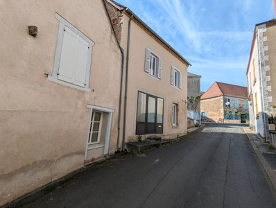 French property for sale in Sainte-Sévère-sur-Indre, Indre - €44,600 - photo 14
