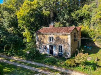 French property for sale in Charroux, Vienne - €269,950 - photo 1