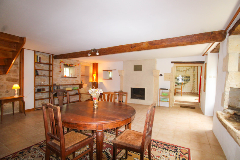 French property for sale in Fenioux, Charente-Maritime - €272,850 - photo 1