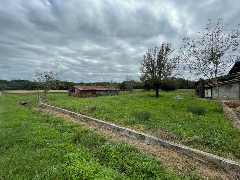 French property for sale in L'Isle-en-Dodon, Haute-Garonne - €143,000 - photo 2