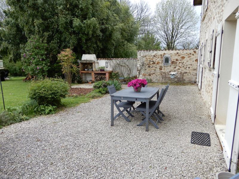 French property for sale in Le Lindois, Charente - €295,000 - photo 4
