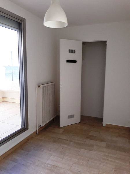 French property for sale in Mèze, Hérault - €276,000 - photo 9