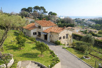Propriété à vendre à Villeneuve-Loubet, Alpes-Maritimes - 1 250 000 € - photo n°1