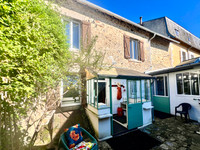 Propriété à vendre à Le Grand-Bourg, Creuse - 130 800 € - photo n°1