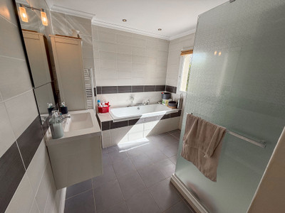 French property for sale in Saint-Aubin-de-Nabirat, Dordogne - €299,600 - photo 6