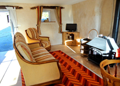 French property for sale in Merléac, Côtes-d'Armor - €244,495 - photo 6