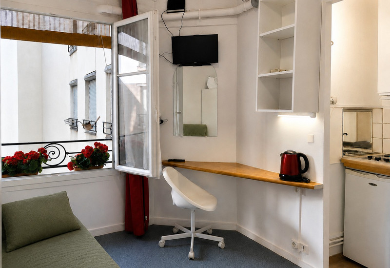 French property for sale in Paris 15e Arrondissement, Paris - €140,000 - photo 2