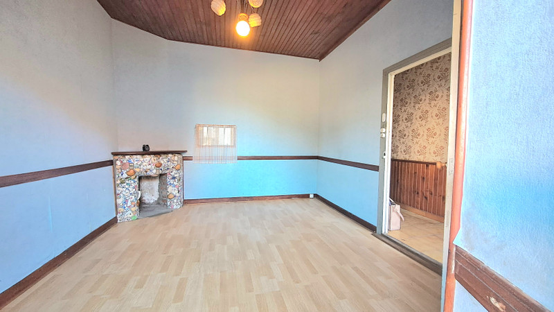 French property for sale in Étagnac, Charente - €99,000 - photo 5