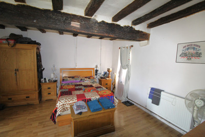 French property for sale in Béthines, Vienne - €130,000 - photo 3