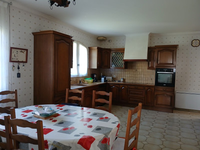 French property for sale in Pézenas, Hérault - €449,000 - photo 6