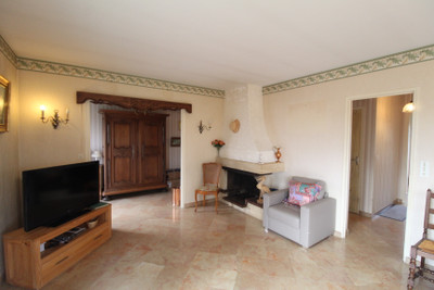 French property for sale in La Roche-Posay, Vienne - €197,950 - photo 1