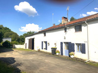 Maison à vendre à Queaux, Vienne - 164.300 € - photo 3