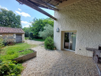 Maison à vendre à Angoulême, Charente - 338.000 € - photo 3