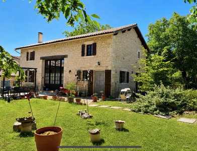 house for sale in Charente