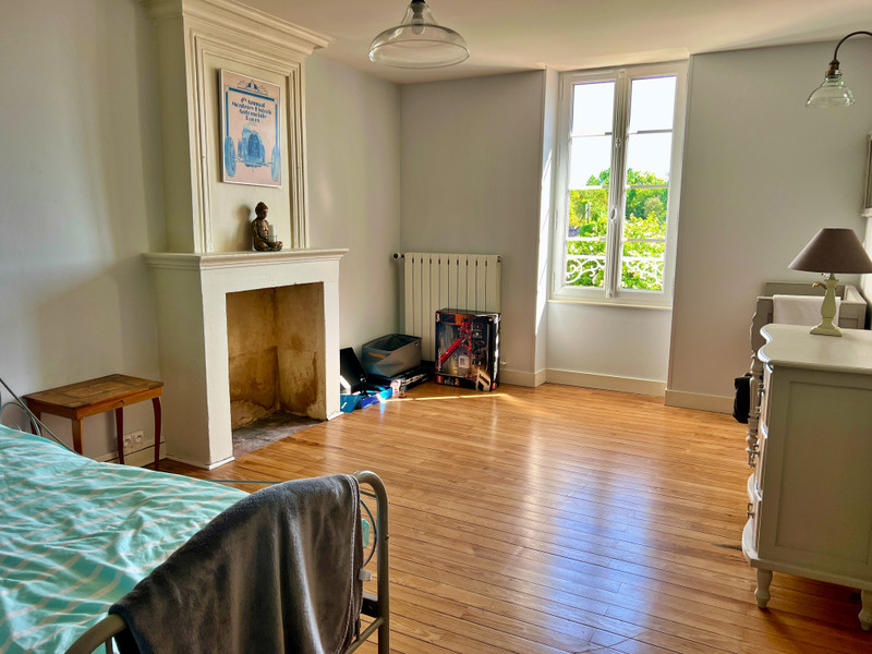 French property for sale in Jarnac, Charente - €294,250 - photo 5