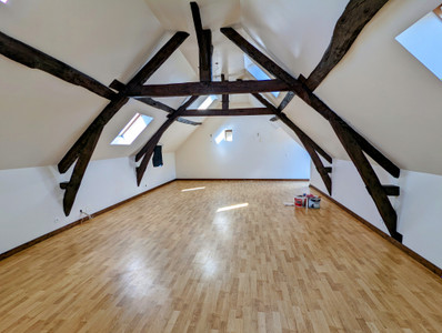 French property for sale in Le Châtelet, Cher - €240,000 - photo 6