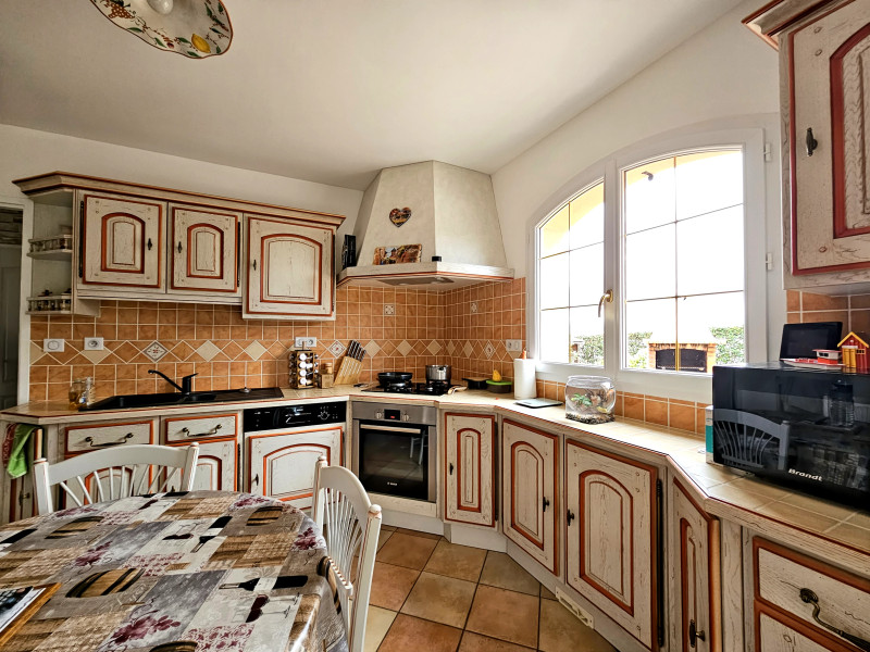 French property for sale in Prémilhat, Allier - €325,000 - photo 2